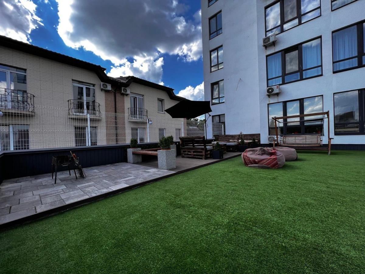 Nyvky Like Home - Studio - Apt 35 Kijev Kültér fotó